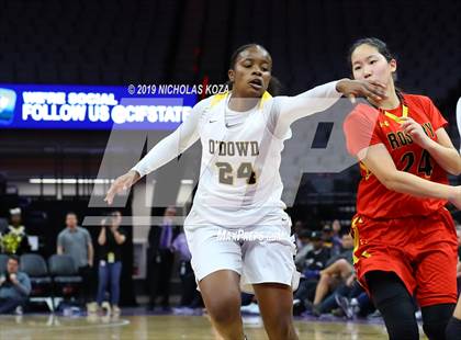 Thumbnail 1 in Rosary Academy vs. Bishop O'Dowd (CIF State D1 Final) photogallery.