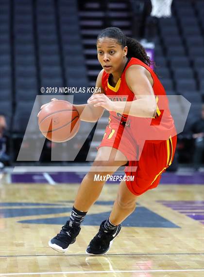 Thumbnail 3 in Rosary Academy vs. Bishop O'Dowd (CIF State D1 Final) photogallery.