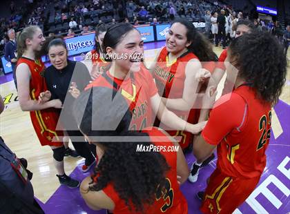 Thumbnail 2 in Rosary Academy vs. Bishop O'Dowd (CIF State D1 Final) photogallery.