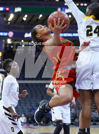 Thumbnail 3 in Rosary Academy vs. Bishop O'Dowd (CIF State D1 Final) photogallery.