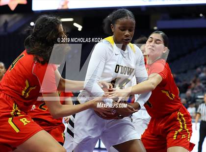 Thumbnail 1 in Rosary Academy vs. Bishop O'Dowd (CIF State D1 Final) photogallery.