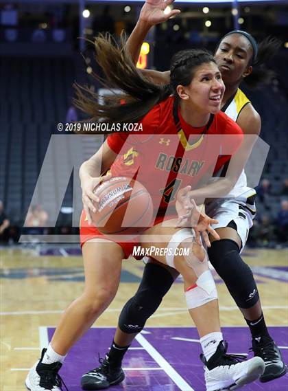 Thumbnail 1 in Rosary Academy vs. Bishop O'Dowd (CIF State D1 Final) photogallery.