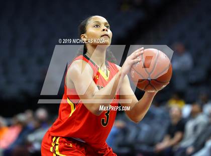 Thumbnail 2 in Rosary Academy vs. Bishop O'Dowd (CIF State D1 Final) photogallery.