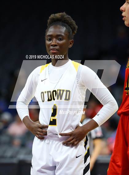 Thumbnail 2 in Rosary Academy vs. Bishop O'Dowd (CIF State D1 Final) photogallery.