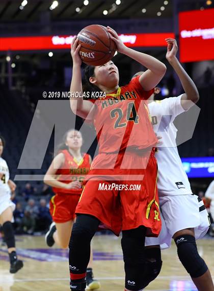 Thumbnail 3 in Rosary Academy vs. Bishop O'Dowd (CIF State D1 Final) photogallery.