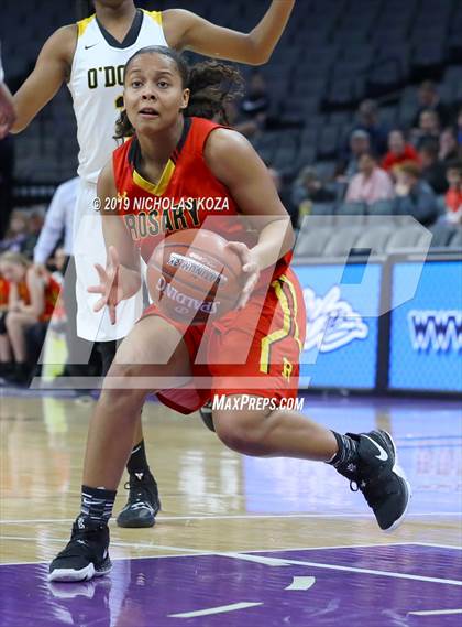 Thumbnail 2 in Rosary Academy vs. Bishop O'Dowd (CIF State D1 Final) photogallery.