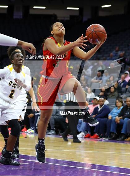 Thumbnail 3 in Rosary Academy vs. Bishop O'Dowd (CIF State D1 Final) photogallery.