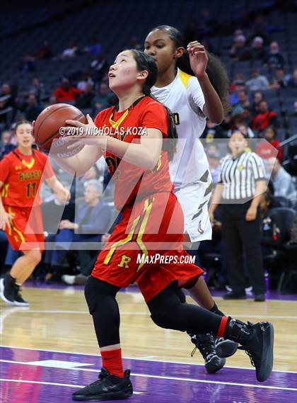 Thumbnail 1 in Rosary Academy vs. Bishop O'Dowd (CIF State D1 Final) photogallery.