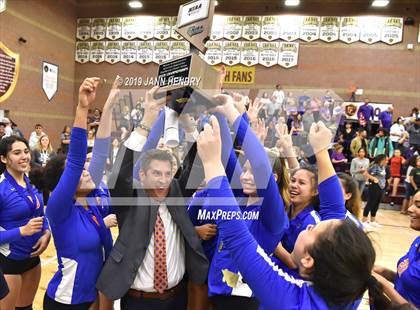Thumbnail 2 in Durango vs. Bishop Gorman (NIAA State 4A Final) photogallery.