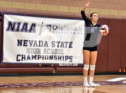 Thumbnail 2 in Durango vs. Bishop Gorman (NIAA State 4A Final) photogallery.