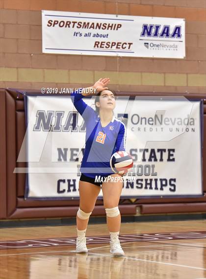 Thumbnail 1 in Durango vs. Bishop Gorman (NIAA State 4A Final) photogallery.