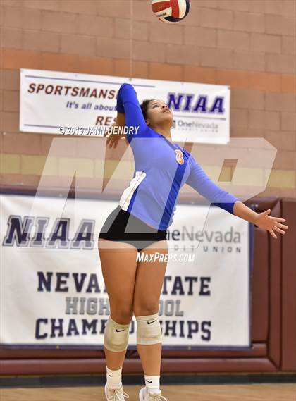 Thumbnail 1 in Durango vs. Bishop Gorman (NIAA State 4A Final) photogallery.