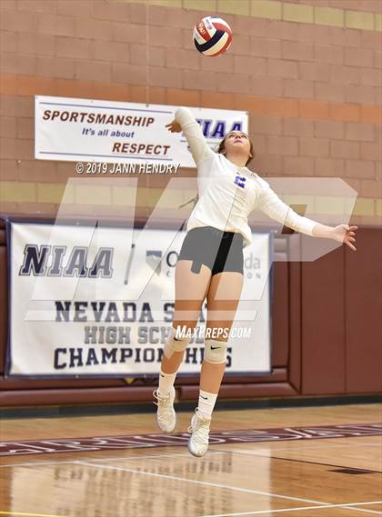 Thumbnail 1 in Durango vs. Bishop Gorman (NIAA State 4A Final) photogallery.
