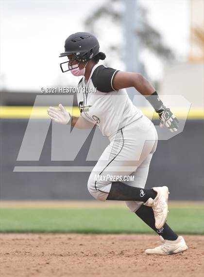 Thumbnail 1 in Canyon @ El Modena photogallery.