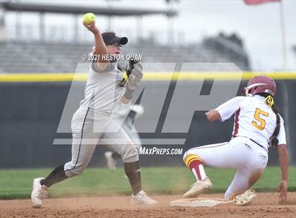 Thumbnail 2 in Canyon @ El Modena photogallery.