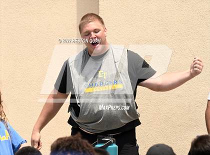 Thumbnail 3 in Surf City Tournament - Linemen Challenge photogallery.