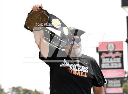 Thumbnail 3 in Surf City Tournament - Linemen Challenge photogallery.