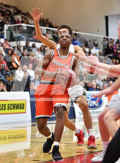 Thumbnail 1 in Poly vs. San Marcos (CIF SS DIV 2A Final) photogallery.