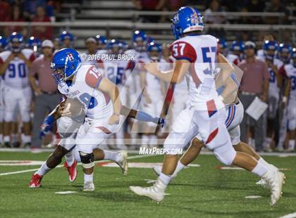 Thumbnail 2 in Westlake vs. Hays photogallery.