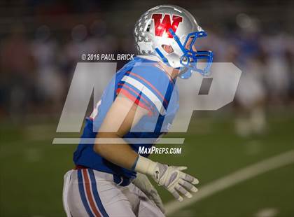 Thumbnail 1 in Westlake vs. Hays photogallery.