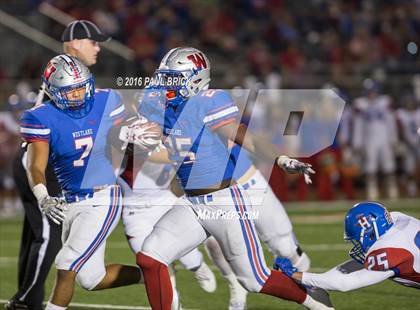 Thumbnail 2 in Westlake vs. Hays photogallery.