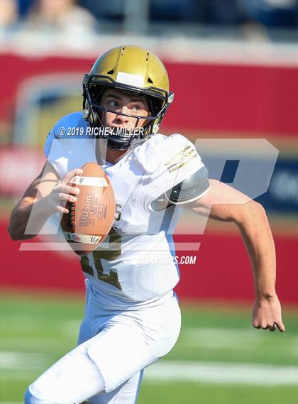 Thumbnail 1 in Pulaski Academy vs. Little Rock Christian Academy (AAA 5A Final) photogallery.