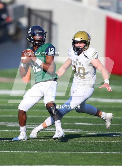 Thumbnail 2 in Pulaski Academy vs. Little Rock Christian Academy (AAA 5A Final) photogallery.