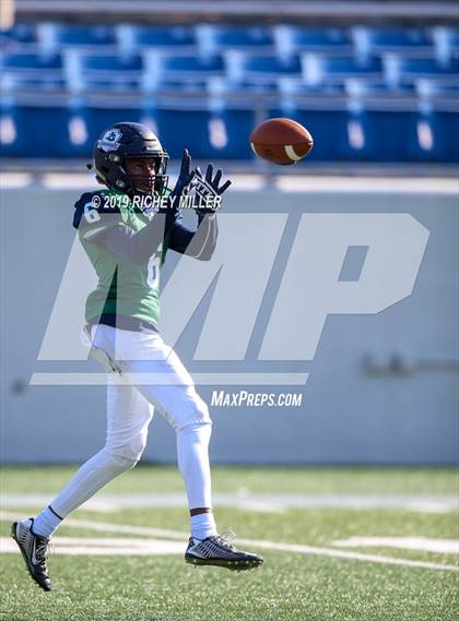 Thumbnail 1 in Pulaski Academy vs. Little Rock Christian Academy (AAA 5A Final) photogallery.