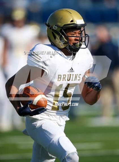 Thumbnail 1 in Pulaski Academy vs. Little Rock Christian Academy (AAA 5A Final) photogallery.