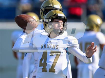 Thumbnail 1 in Pulaski Academy vs. Little Rock Christian Academy (AAA 5A Final) photogallery.