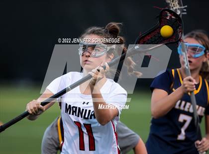 Thumbnail 1 in Louisville Collegiate @ DuPont Manual photogallery.