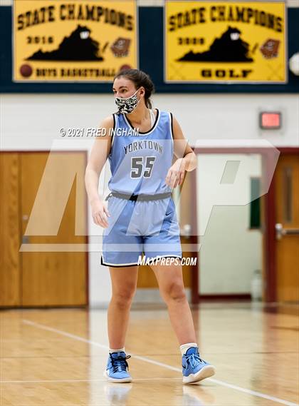 Thumbnail 1 in Yorktown @ Westfield (Regional First Round) photogallery.
