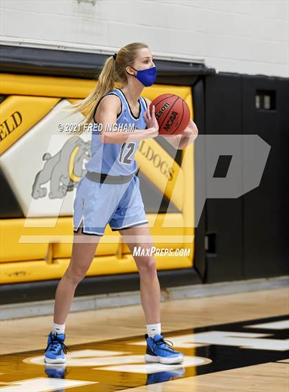 Thumbnail 3 in Yorktown @ Westfield (Regional First Round) photogallery.