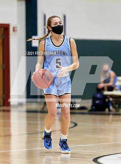 Thumbnail 2 in Yorktown @ Westfield (Regional First Round) photogallery.