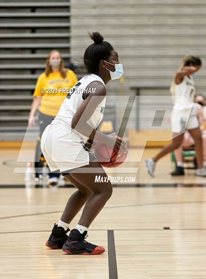 Thumbnail 1 in Yorktown @ Westfield (Regional First Round) photogallery.
