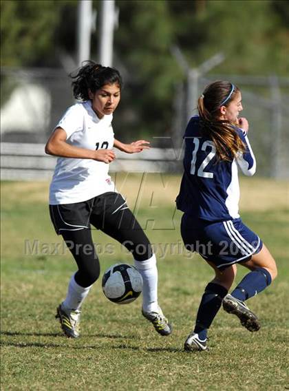 Thumbnail 2 in Crescenta Valley vs Palmdale (Hart Showcase) photogallery.