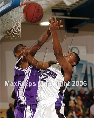 Thumbnail 2 in Sacramento vs. Franklin (Hoops for the Hungry) photogallery.