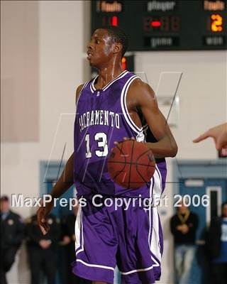 Thumbnail 1 in Sacramento vs. Franklin (Hoops for the Hungry) photogallery.