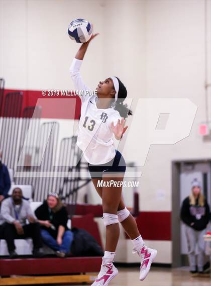 Thumbnail 3 in Pine Bush vs. Ossining (NYSPHSAA Class AA Regional Semifinal) photogallery.