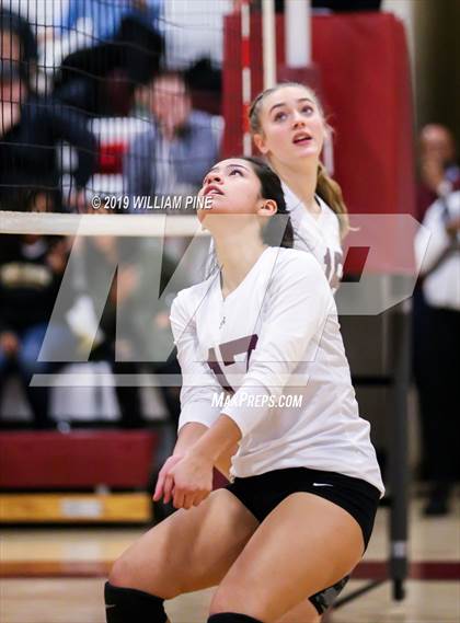 Thumbnail 3 in Pine Bush vs. Ossining (NYSPHSAA Class AA Regional Semifinal) photogallery.