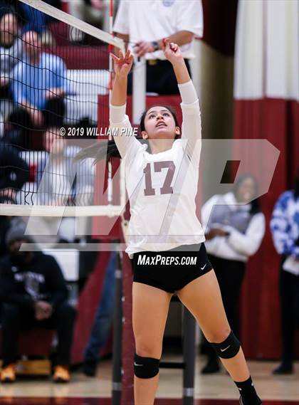 Thumbnail 1 in Pine Bush vs. Ossining (NYSPHSAA Class AA Regional Semifinal) photogallery.