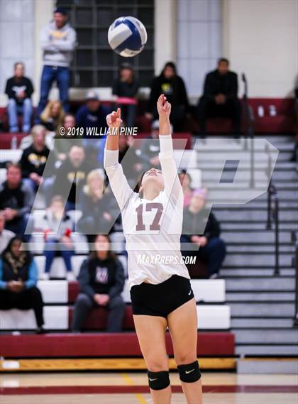 Thumbnail 1 in Pine Bush vs. Ossining (NYSPHSAA Class AA Regional Semifinal) photogallery.