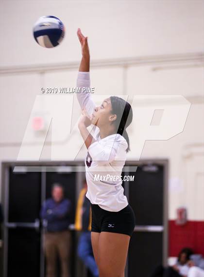 Thumbnail 3 in Pine Bush vs. Ossining (NYSPHSAA Class AA Regional Semifinal) photogallery.