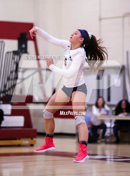 Thumbnail 3 in Pine Bush vs. Ossining (NYSPHSAA Class AA Regional Semifinal) photogallery.