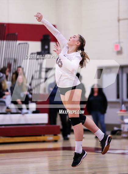 Thumbnail 1 in Pine Bush vs. Ossining (NYSPHSAA Class AA Regional Semifinal) photogallery.