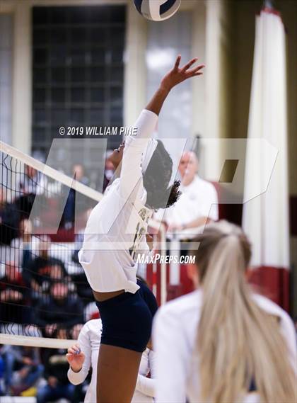 Thumbnail 2 in Pine Bush vs. Ossining (NYSPHSAA Class AA Regional Semifinal) photogallery.