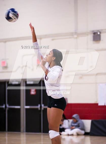 Thumbnail 3 in Pine Bush vs. Ossining (NYSPHSAA Class AA Regional Semifinal) photogallery.