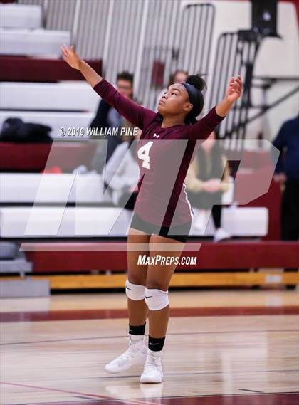 Thumbnail 2 in Pine Bush vs. Ossining (NYSPHSAA Class AA Regional Semifinal) photogallery.