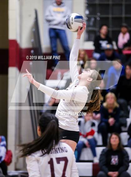 Thumbnail 2 in Pine Bush vs. Ossining (NYSPHSAA Class AA Regional Semifinal) photogallery.