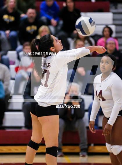 Thumbnail 2 in Pine Bush vs. Ossining (NYSPHSAA Class AA Regional Semifinal) photogallery.